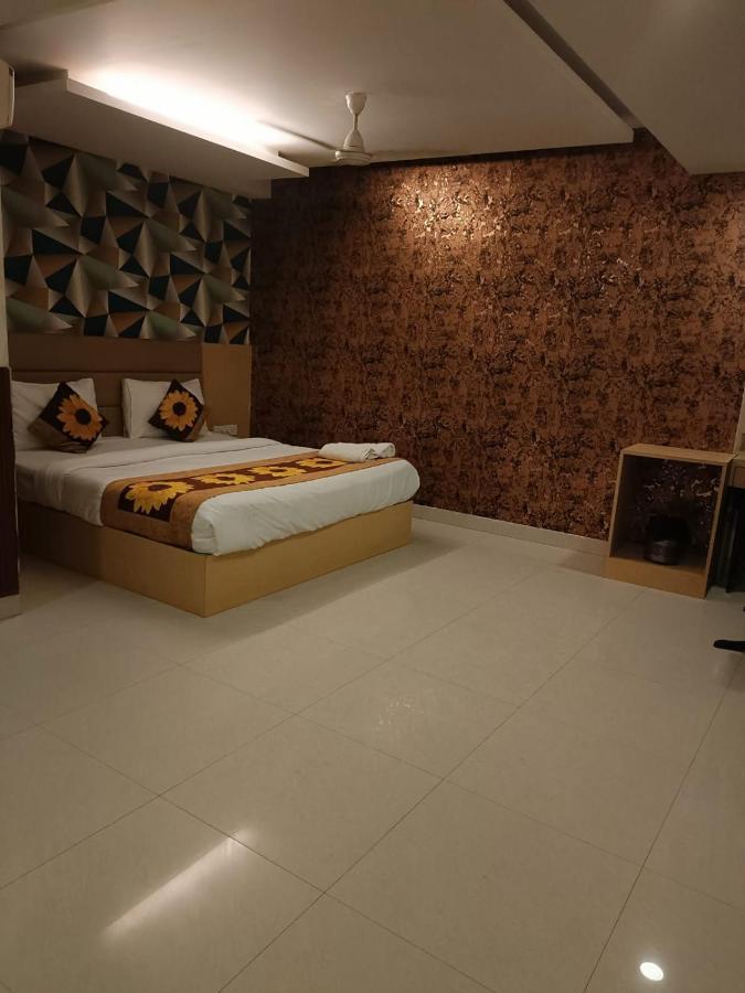 Ronit Royal Delhi Airport By D'capitol 4* New Delhi