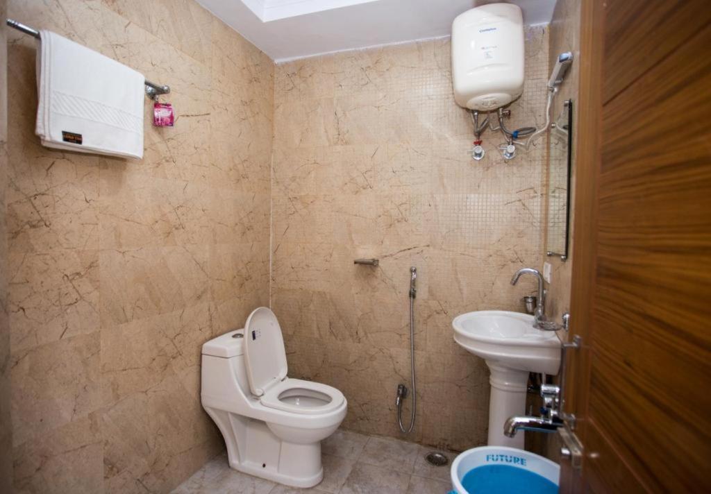 Street Hotel 3*