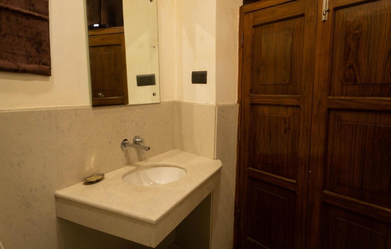 Hotel Castle New Delhi