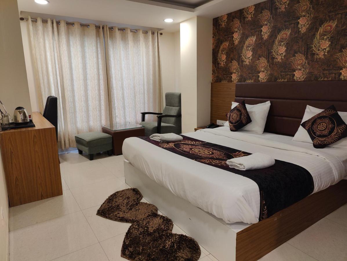Hotel Ronit Royal Delhi Airport By D'capitol