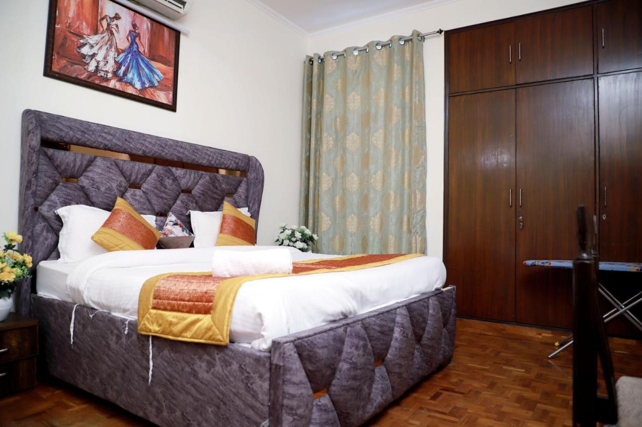 Apartment Fortune Service 3bhk,e-28 Saket 1b