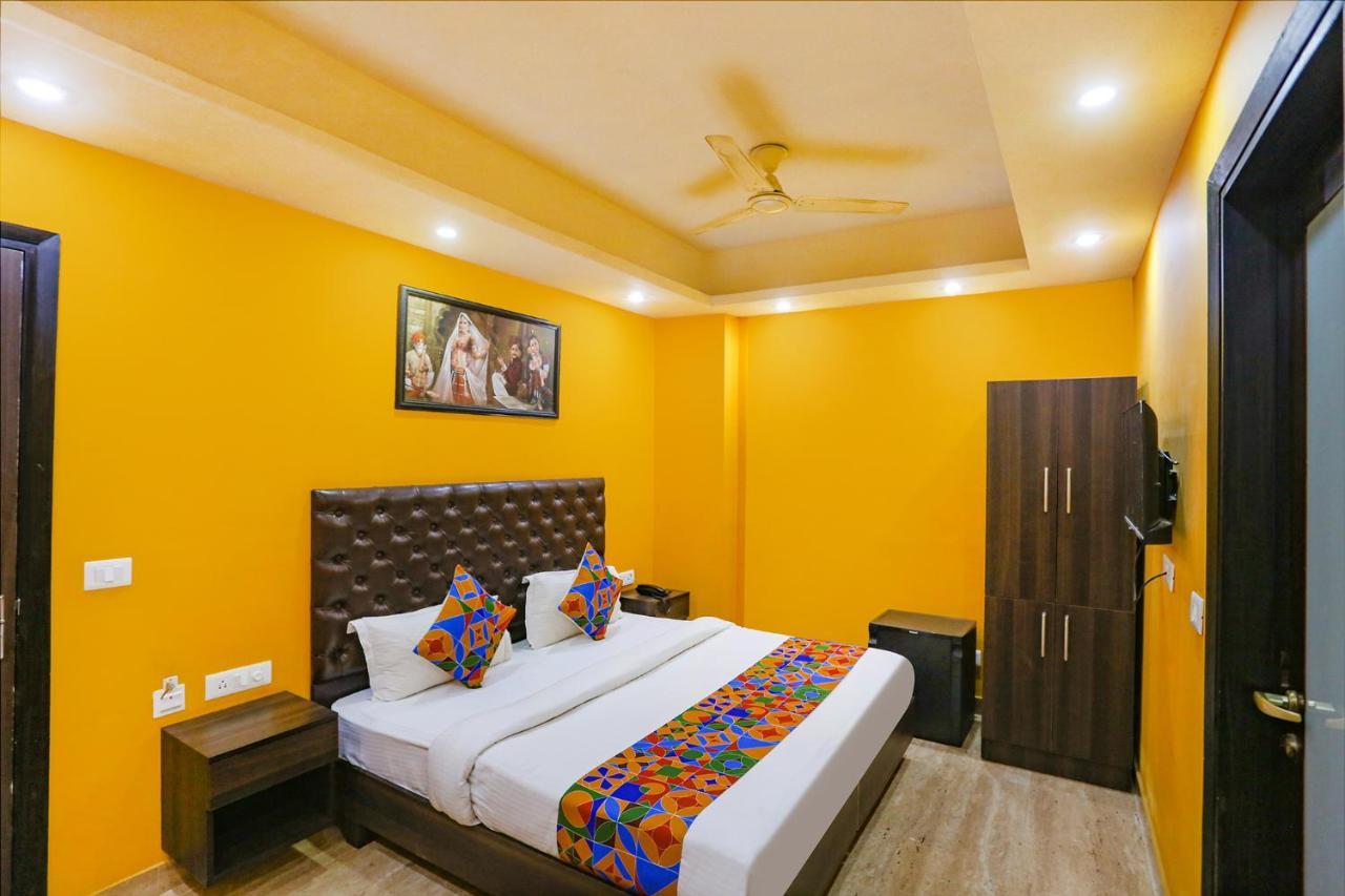 Hotel Fabexpress Taj Nova Deli