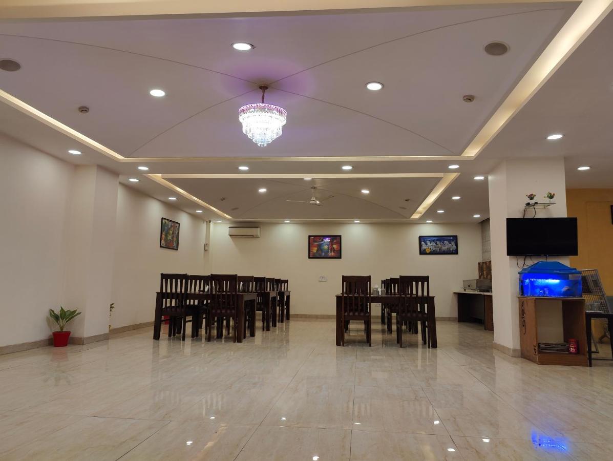 Ronit Royal Delhi Airport By D'capitol Hotel New Delhi