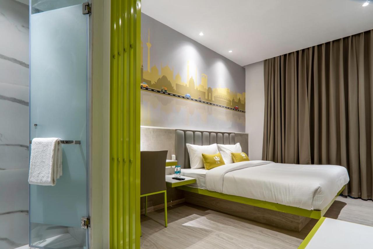 Hotel Le Roi Express Paharganj 3*
