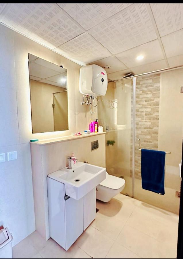 Northern Sky Homestay * Nova Deli