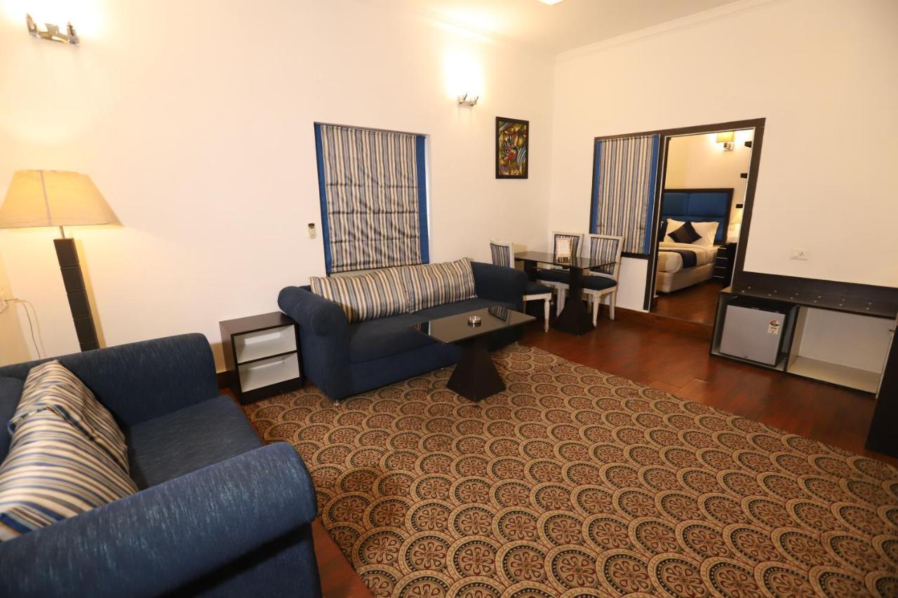 Capitol Hills - Greater Kailash Delhi