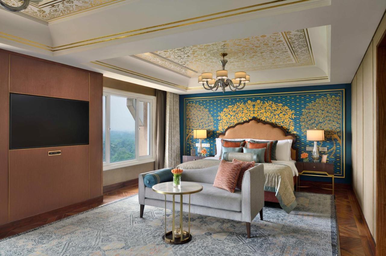 Taj Mahal, 5*
