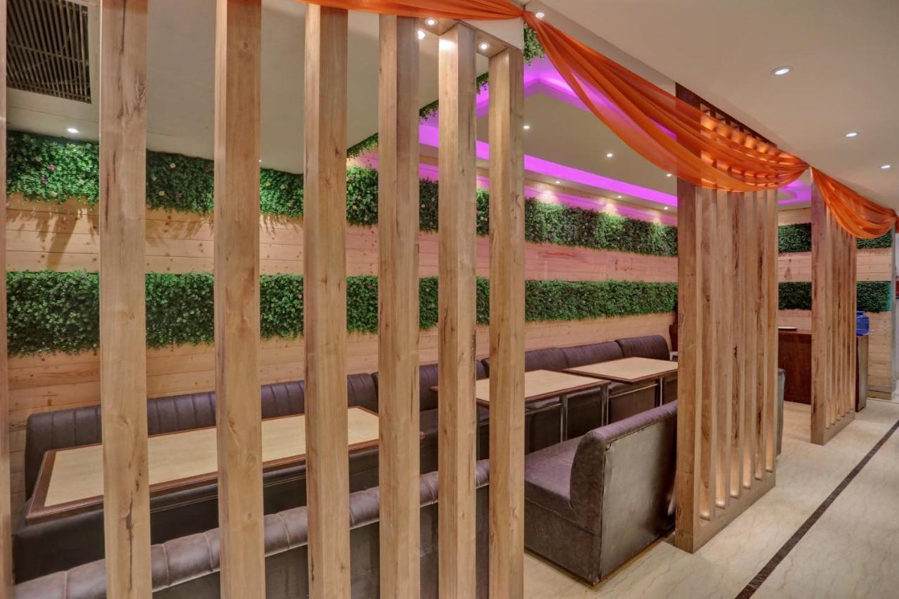 Townhouse Jp Grand Near Mayapuri Chowk Hotel