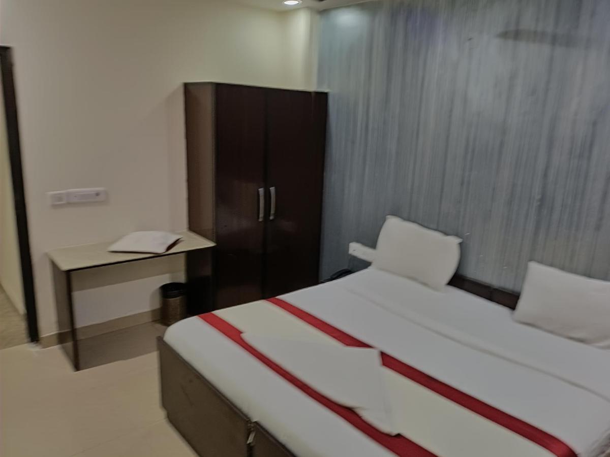 Hotel Asian Plaza Delhi Airport