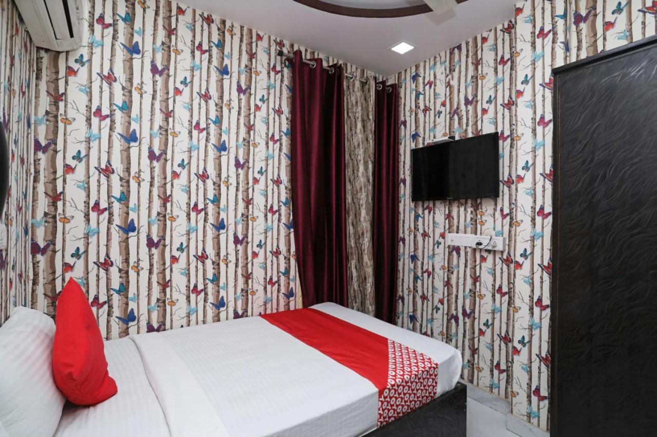 Hotel In One New Delhi