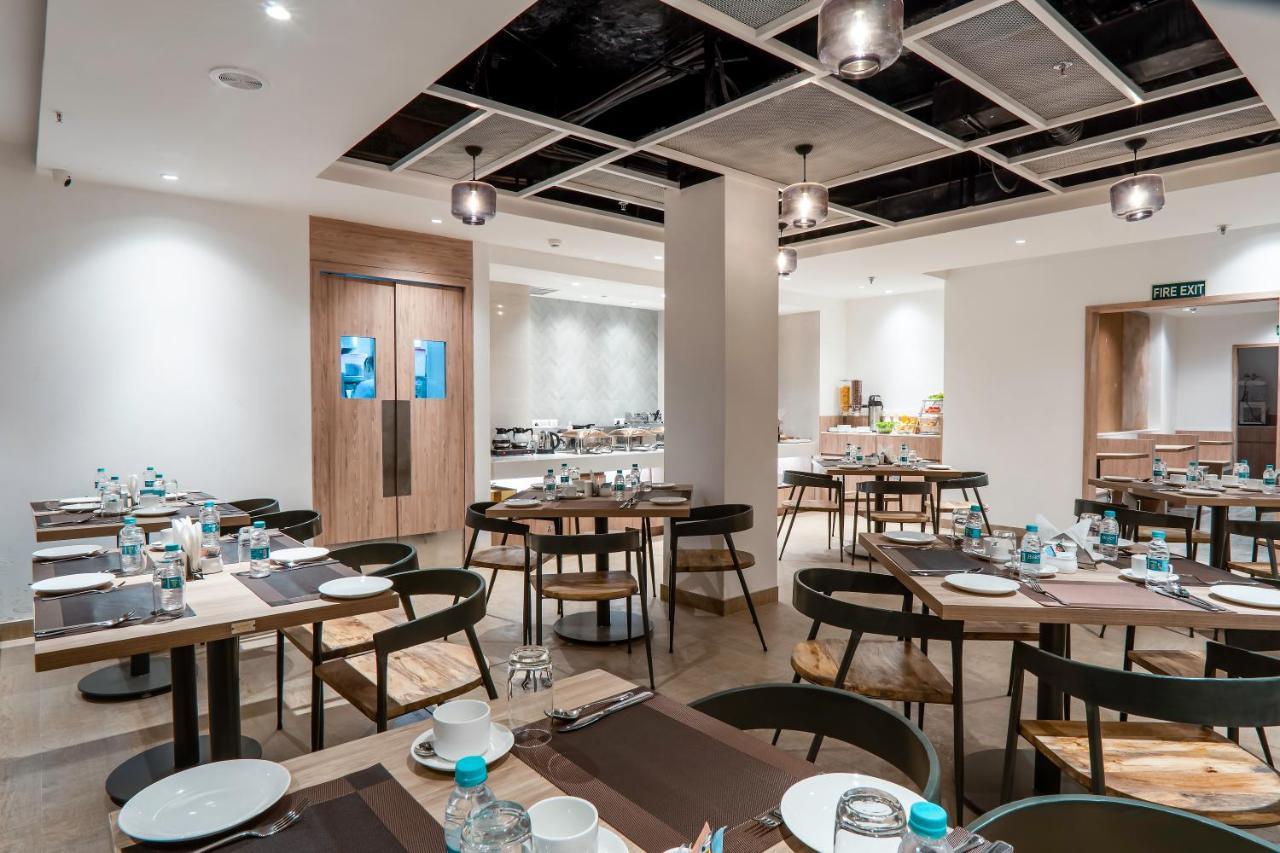 Hotel Le Roi Express Paharganj 3*