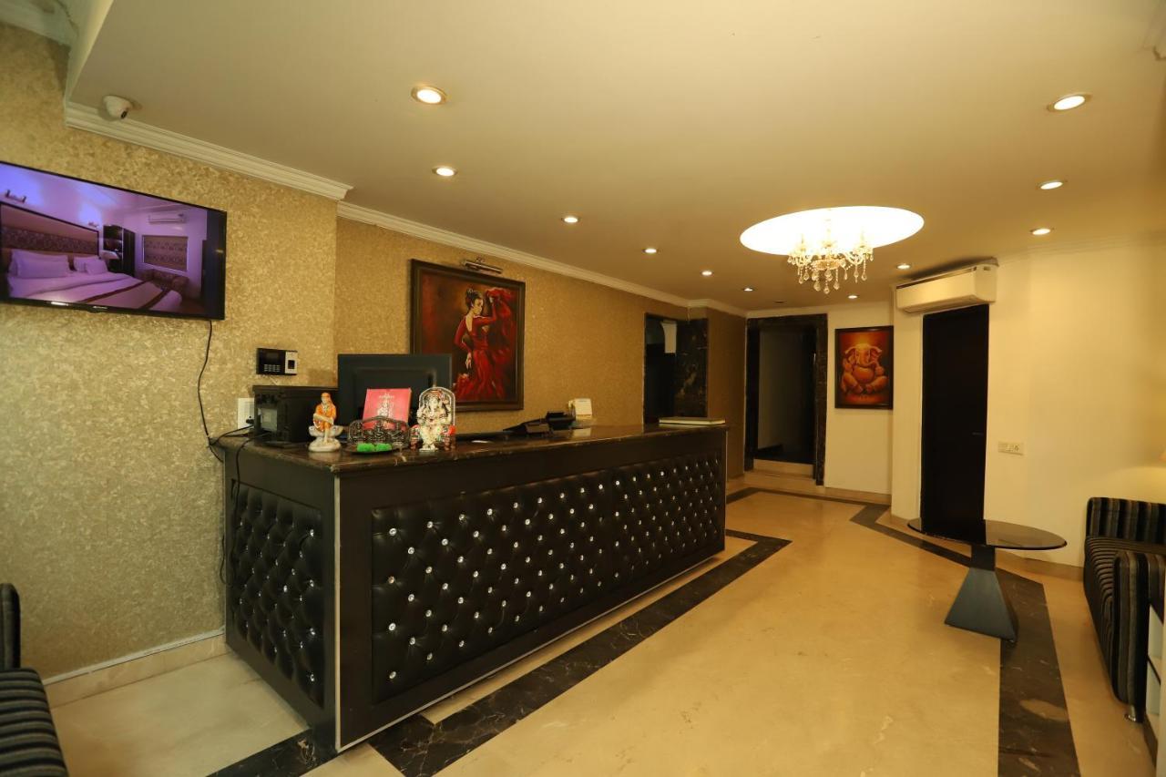Capitol Hills - Greater Kailash Delhi Hotel