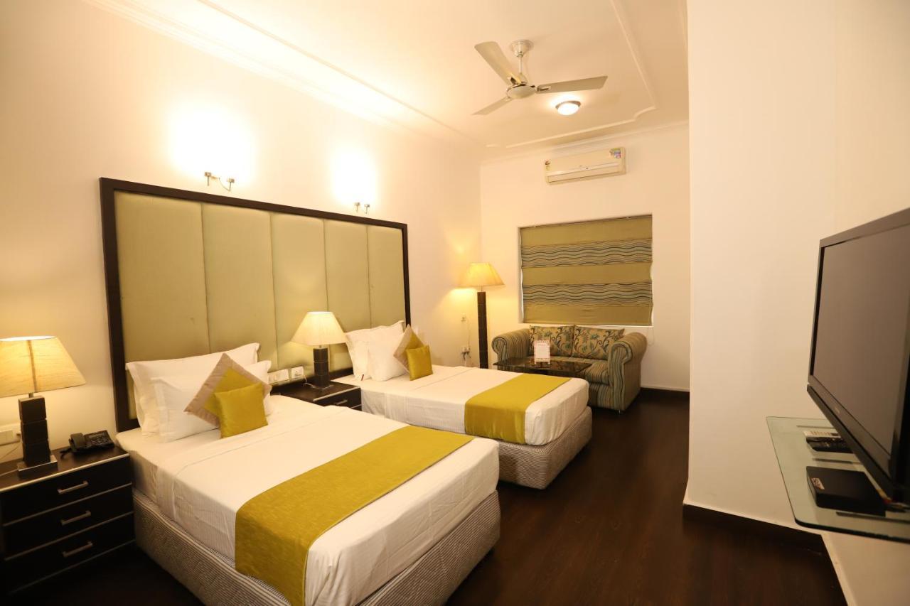 Capitol Hills - Greater Kailash Delhi
