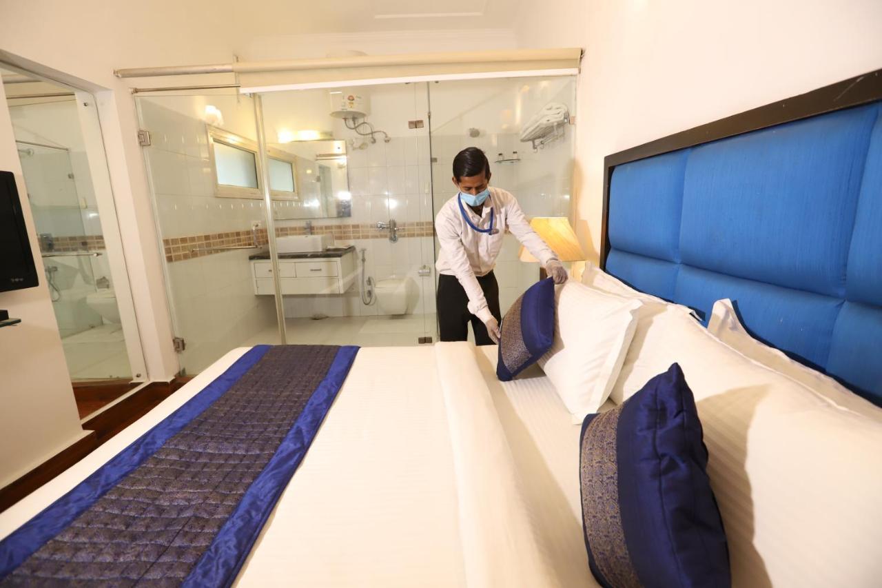 Hotel Capitol Hills - Greater Kailash Delhi
