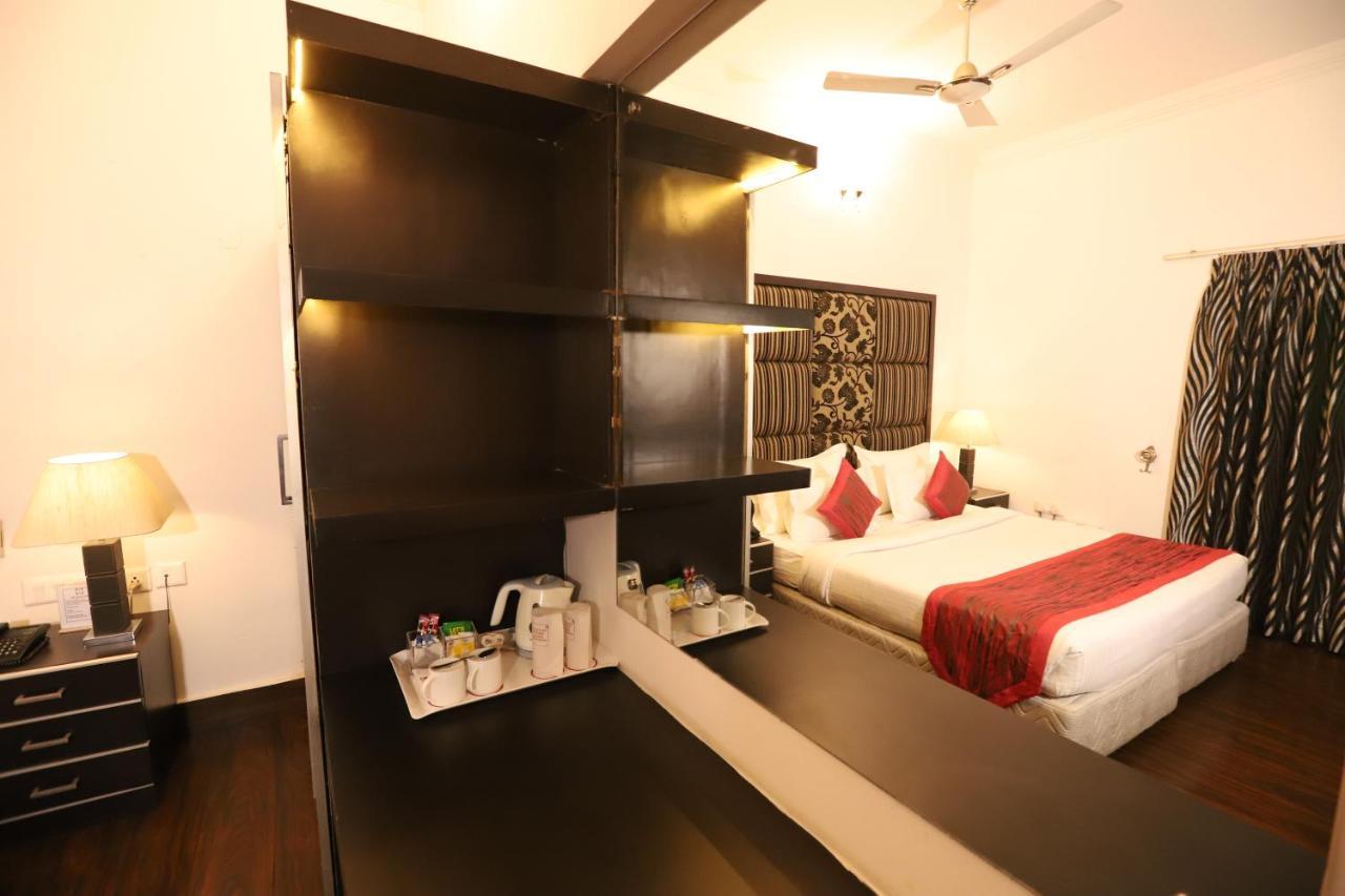 Capitol Hills - Greater Kailash Delhi New Delhi