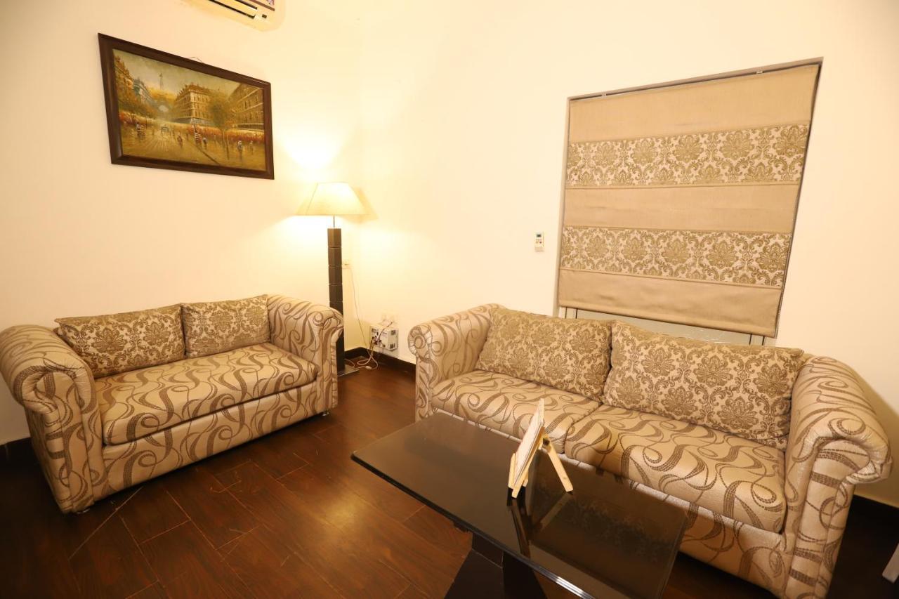 Hotel Capitol Hills - Greater Kailash Delhi 3*