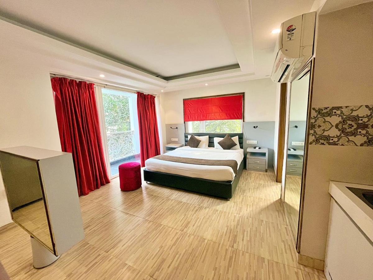 Red Rose - With Kitchenette Hospedagem domiciliar