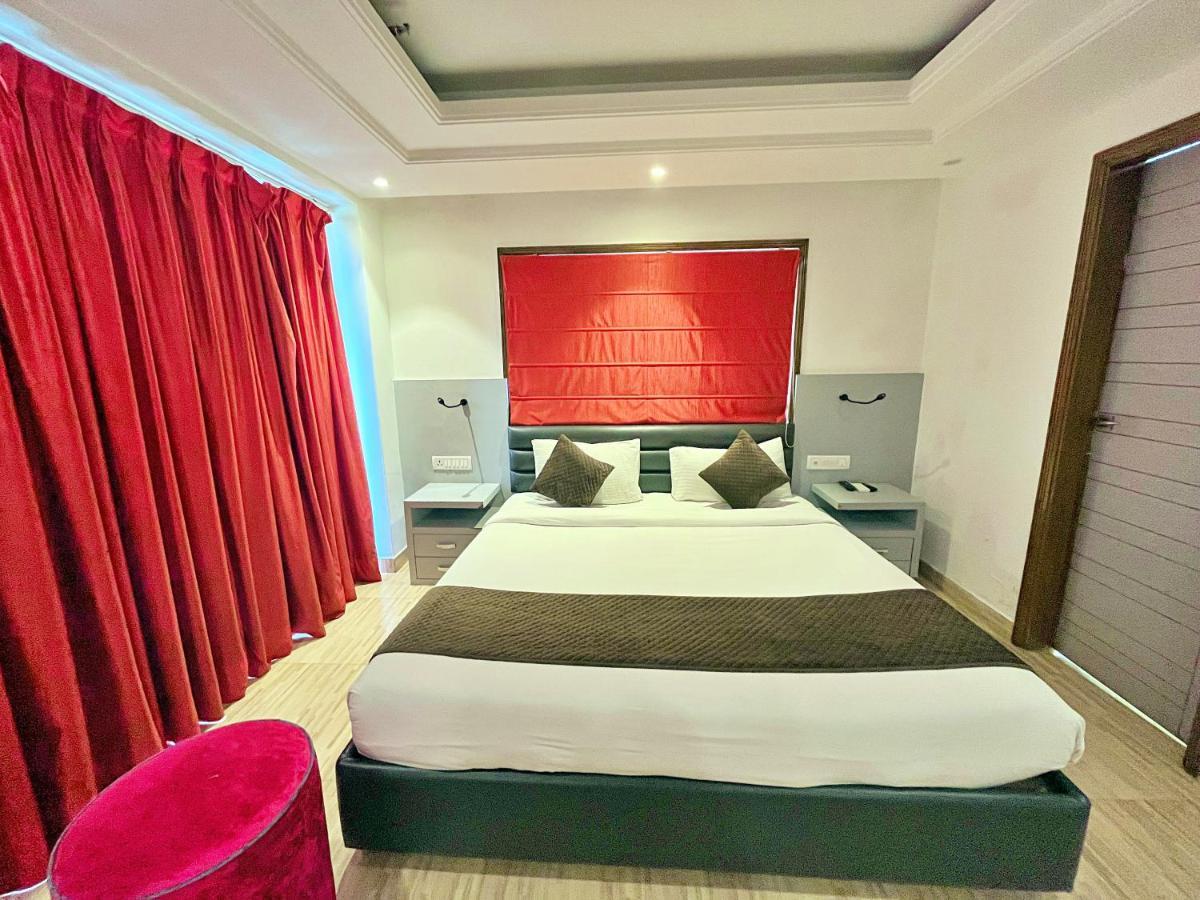 Hospedagem domiciliar Red Rose - With Kitchenette