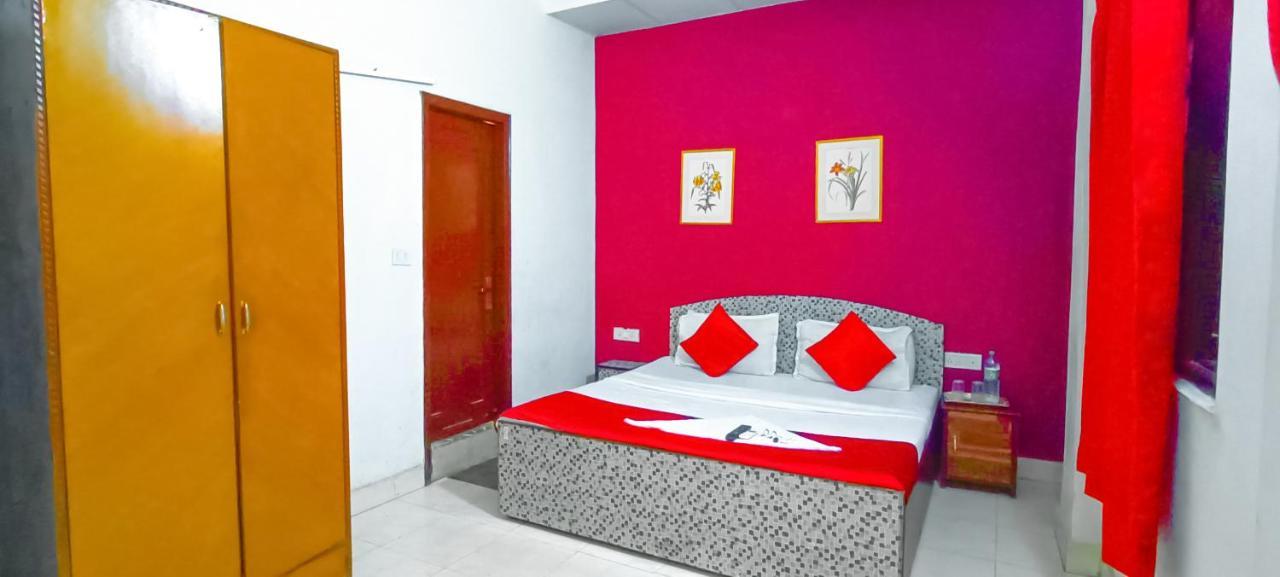 Hotel Premium - Kailash Colony 3*