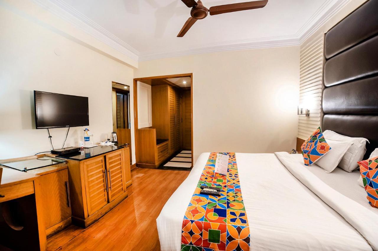 Hotel Fabhotel Bmk Grand New Delhi