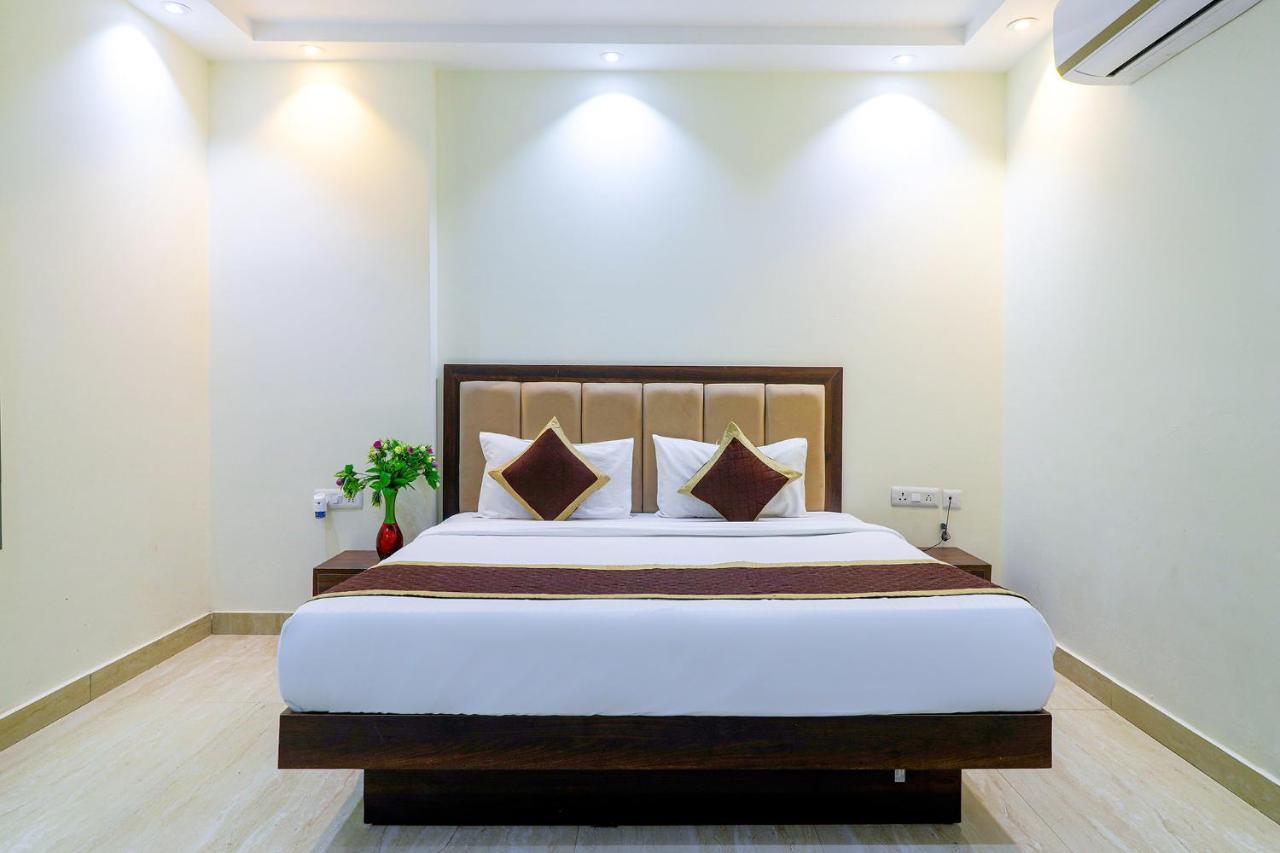 Fabhotel The Premium Suits Hotel