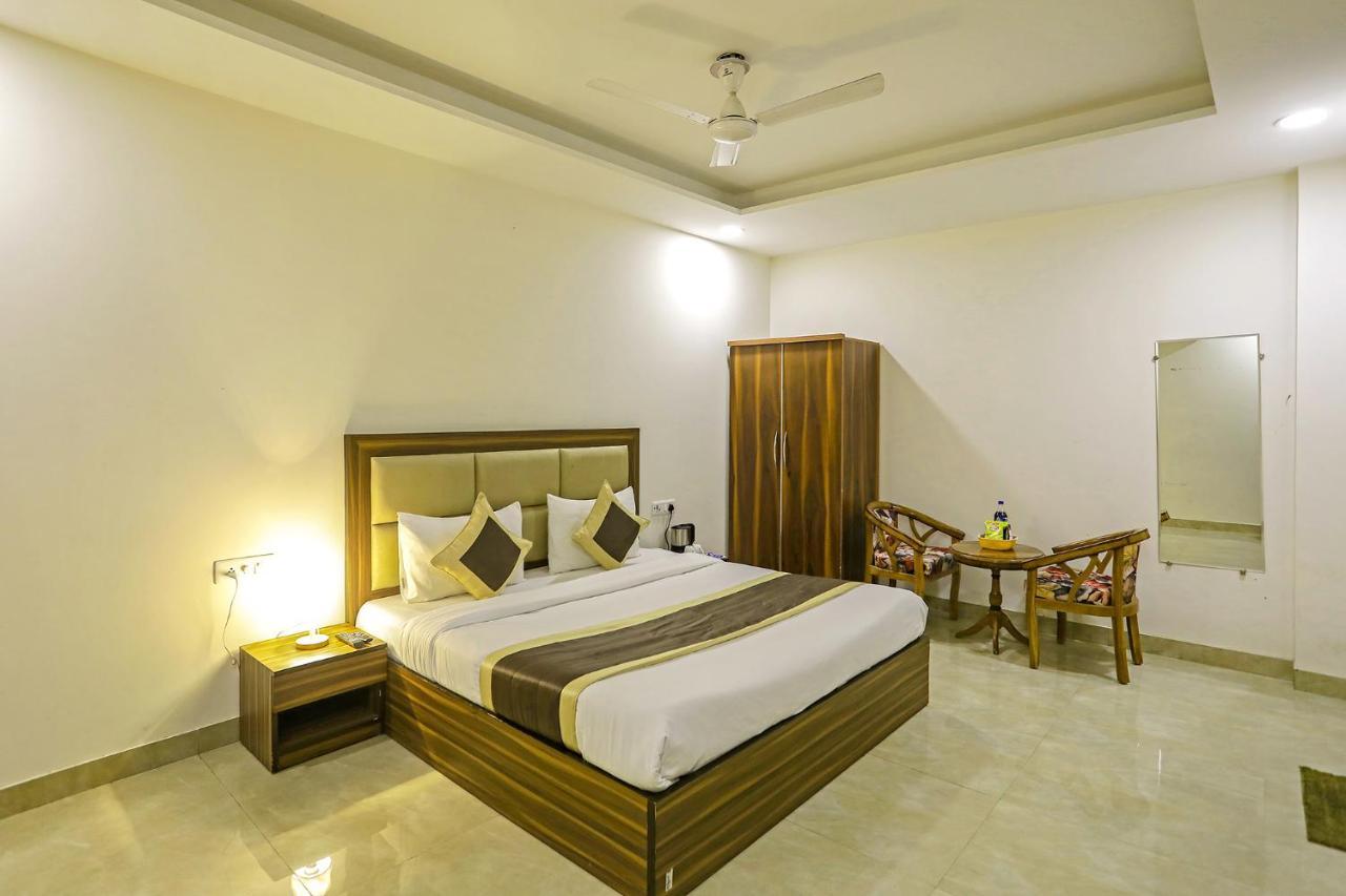 Fabhotel White House Delhi (National Capital Territory of India)