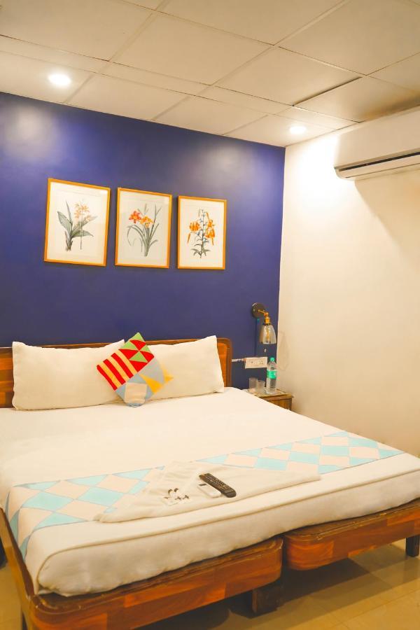 Premium - Kailash Colony Hotel 3*