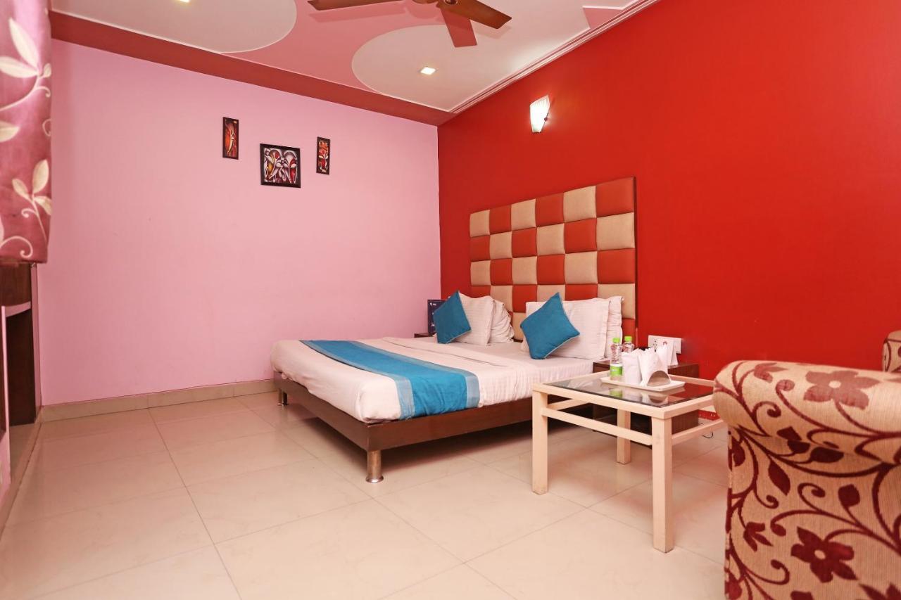 Hotel Airport Ambrosia 3*