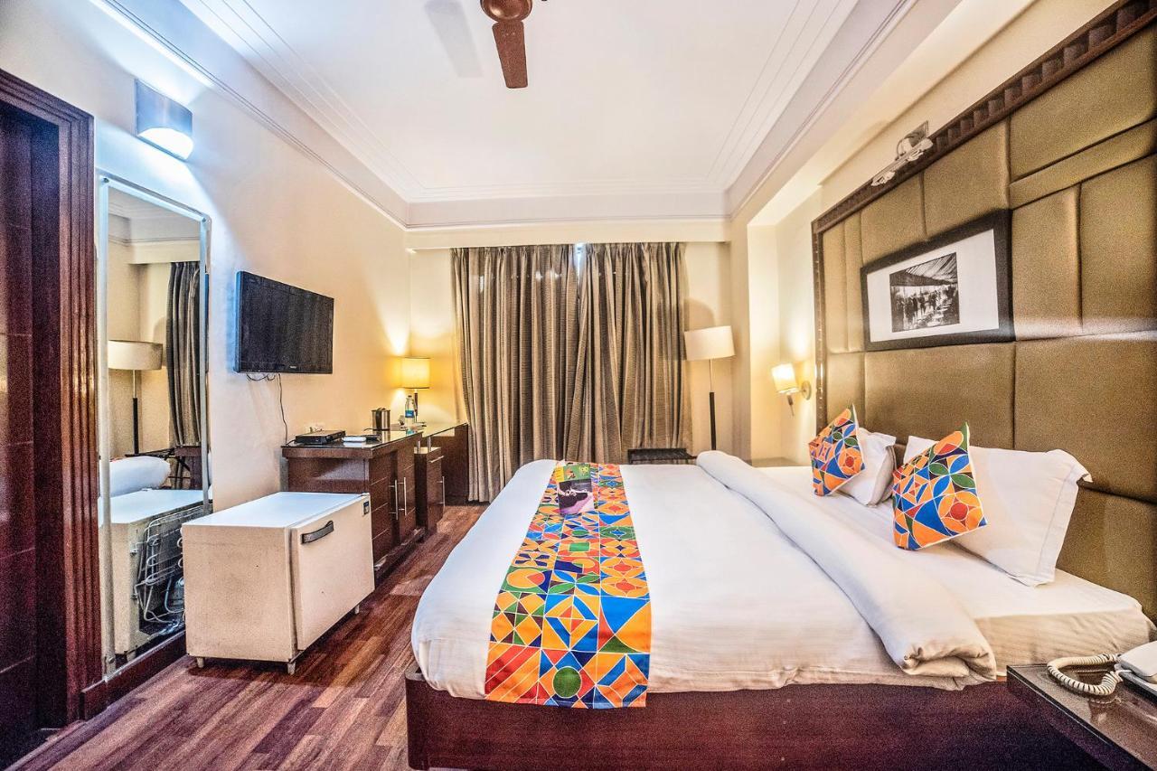 Fabhotel Bmk Grand Hotel