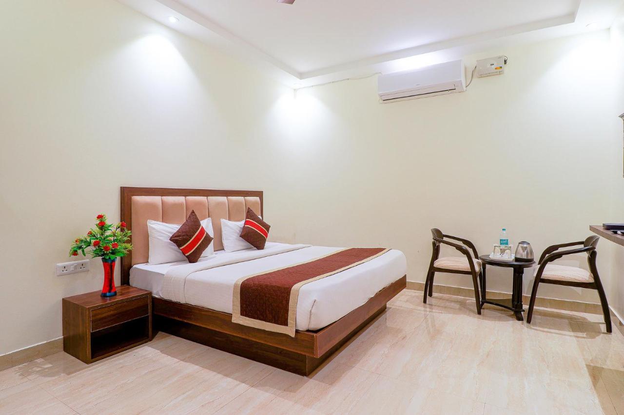 Fabhotel The Premium Suits Hotel