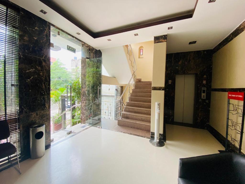Lloyd Residency Nehru Place