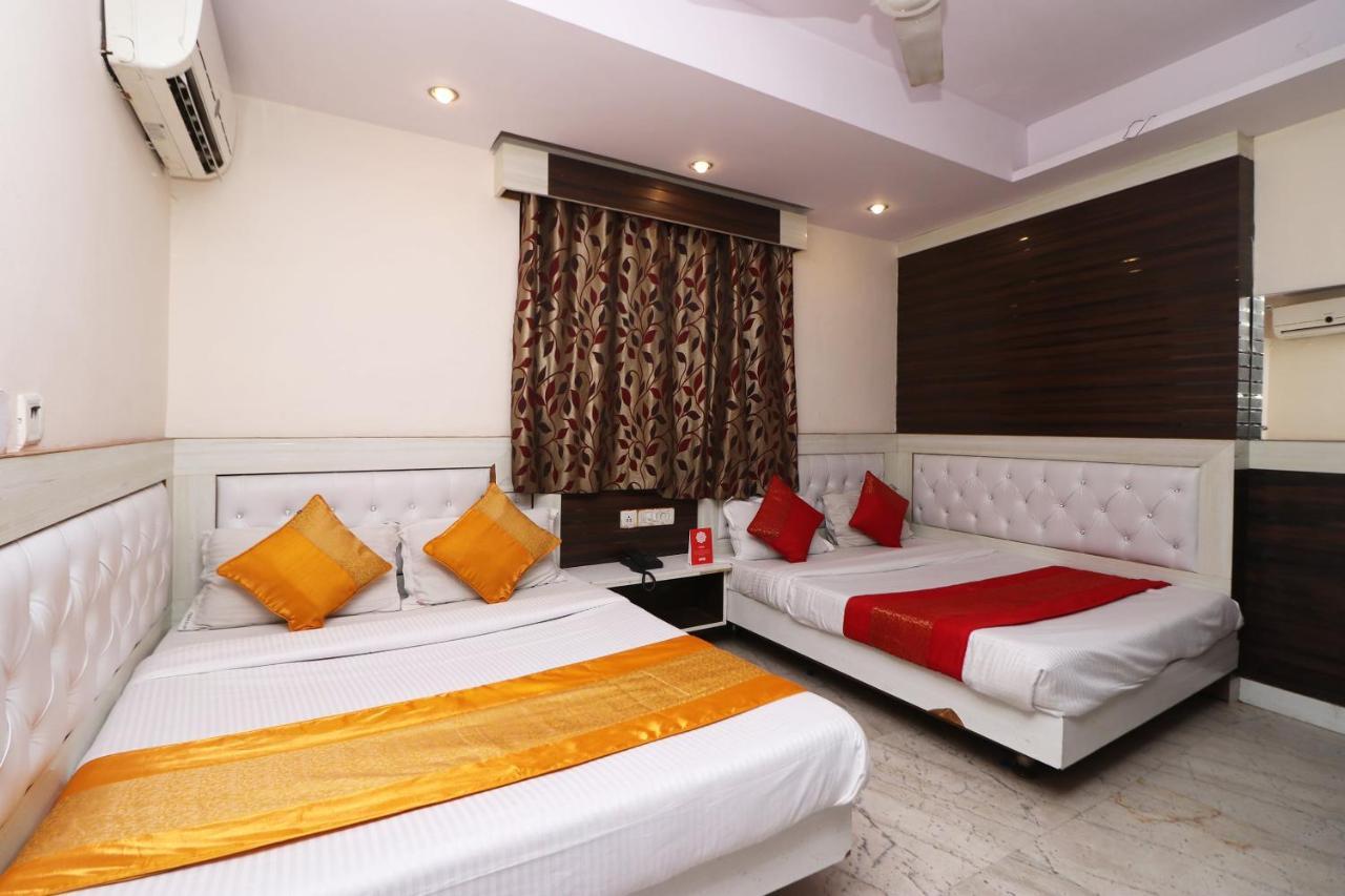 Oyo Flagship 12739 Mahesh Hotel New Delhi