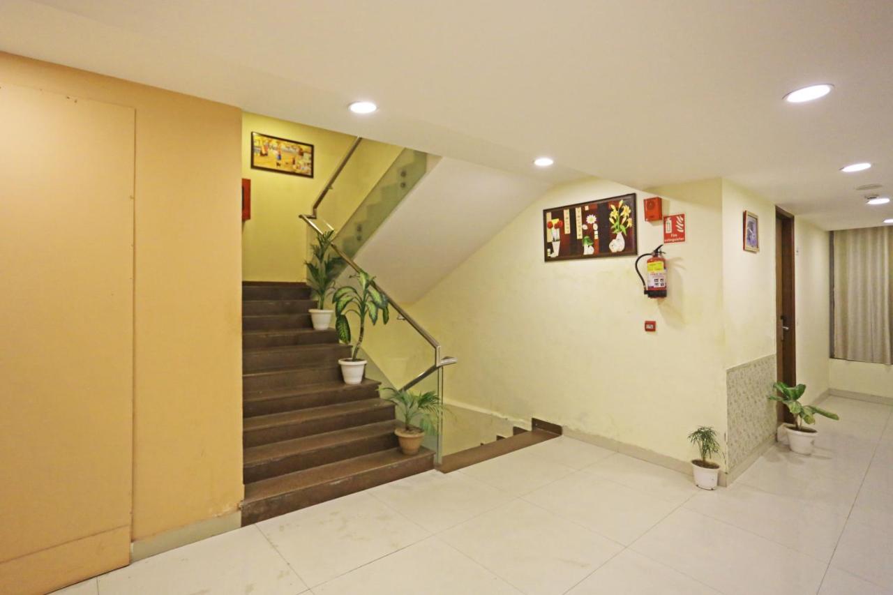 Ronit Royal Delhi Airport By D'capitol Hotel 4*