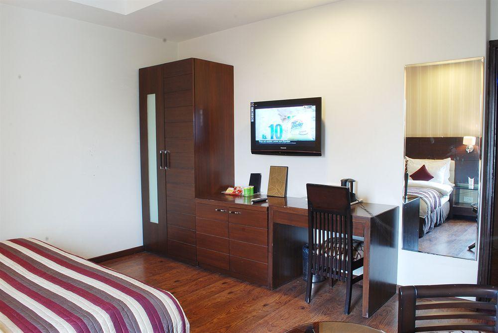 Liv - Naraina Hotel 3*