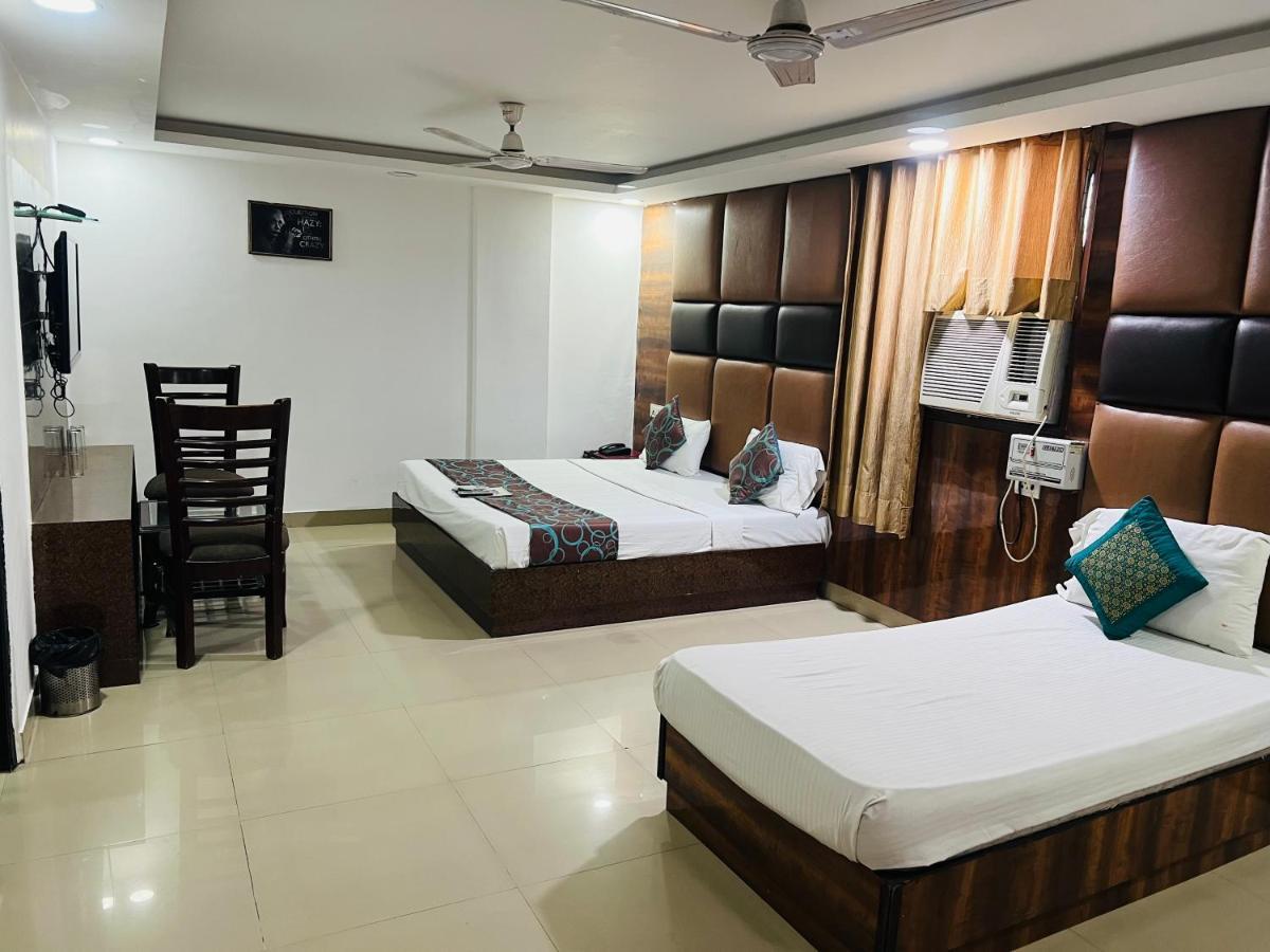 Aerotech Near Igi Airport Hotel