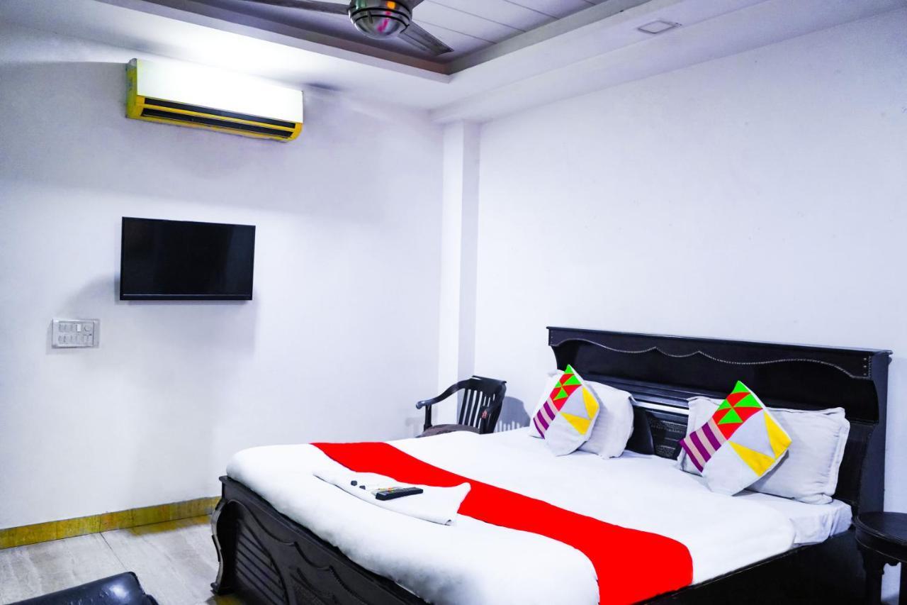 Premium Villa - Lajpat Nagar 3*