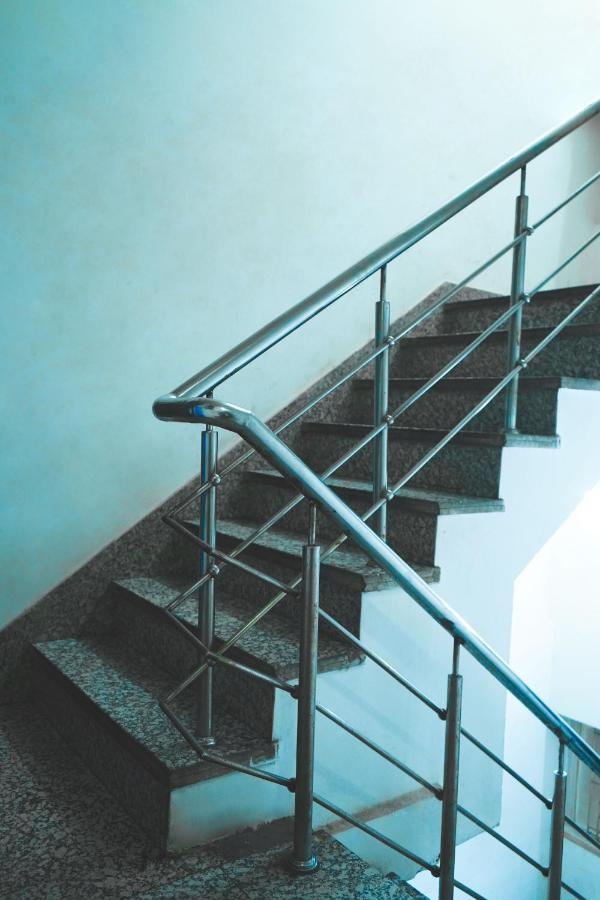 Premium Villa - Lajpat Nagar 3*