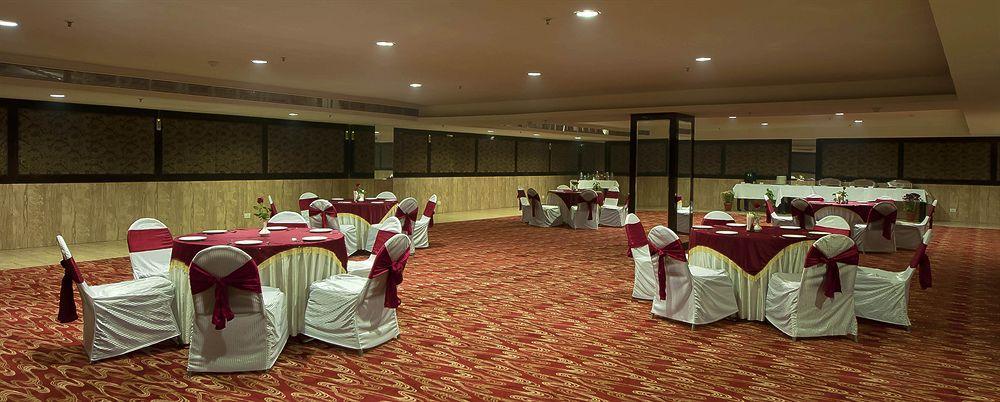 Hotel Pitrashish Pride Igi Intl Airport 4*