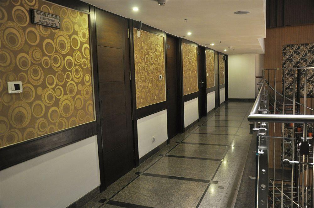 Hotel Pitrashish Pride Igi Intl Airport 4*