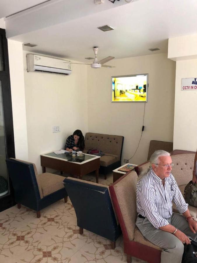 Hotel Hotel
