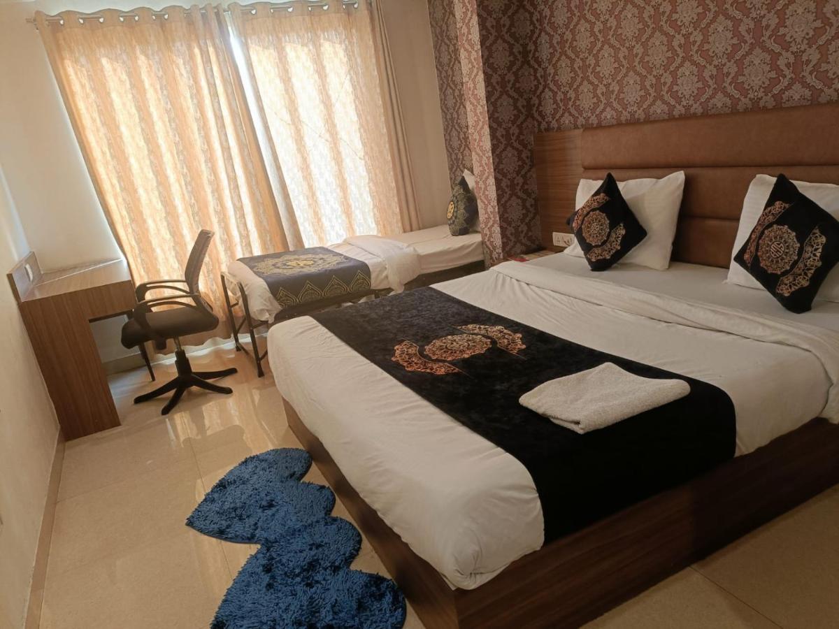 Ronit Royal Delhi Airport By D'capitol 4* New Delhi