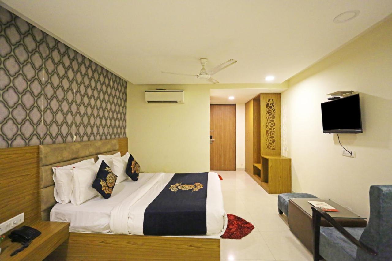 Hotel Ronit Royal Delhi Airport By D'capitol New Delhi