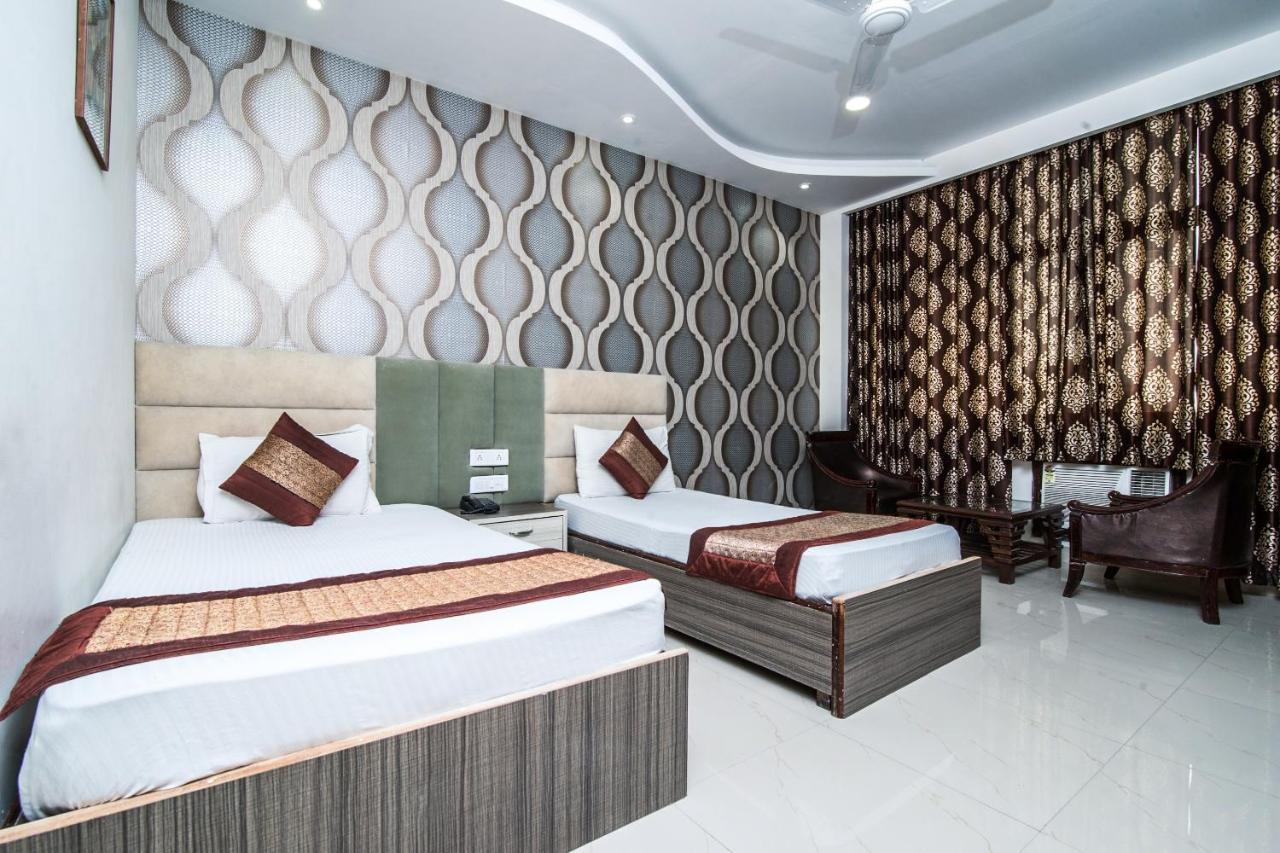 Hotel Capital O Orchid Garden Near Satyam Inox Patel Nagar Nova Deli