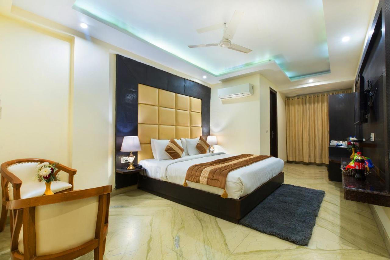 Hotel Viva Palace New Delhi
