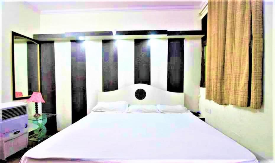 Central , Walk In Dargah & Markaz Guest house