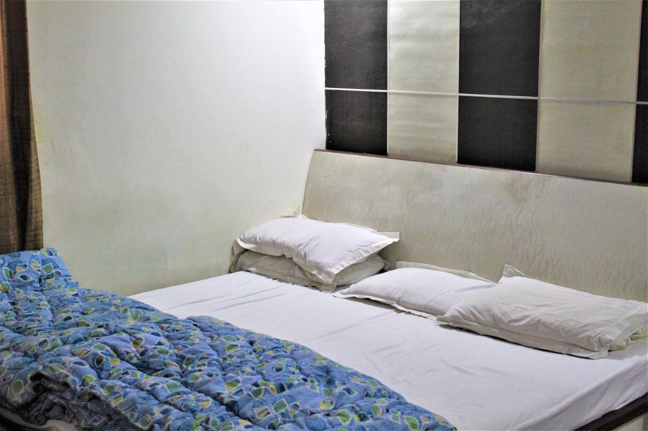Guest house Central , Walk In Dargah & Markaz