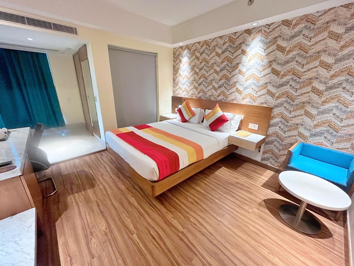 The Orion Plaza - Nehru Place Hotel New Delhi