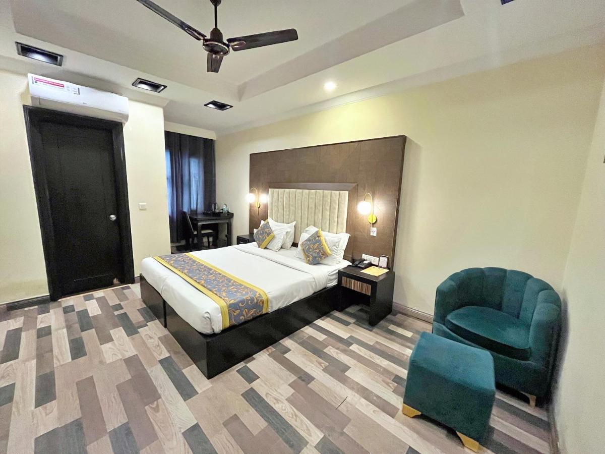 The Oakland Plaza By Orion New Delhi