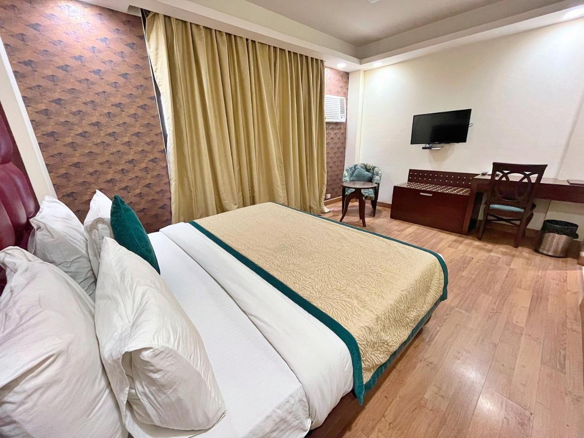 Hotel The Grand Orion - Kailash Colony
