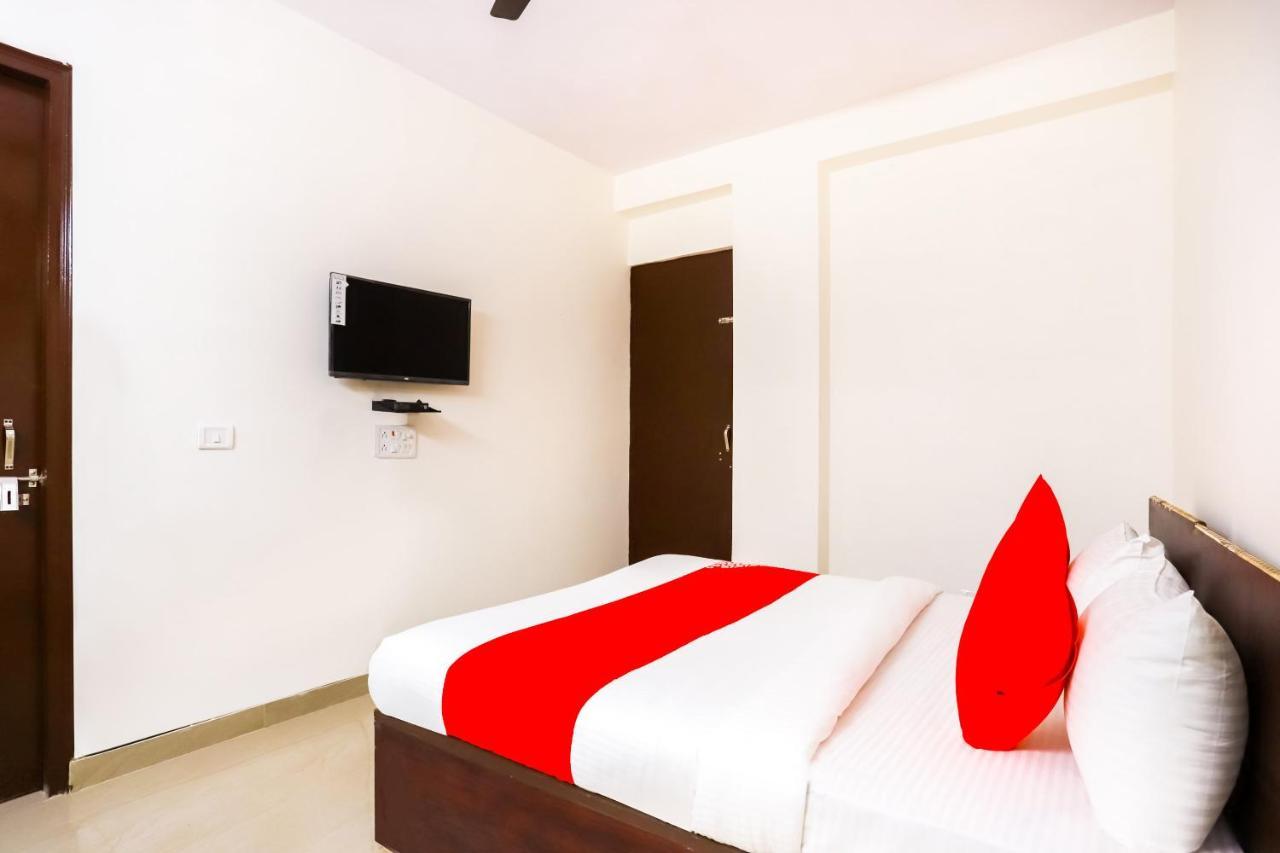 Oyo Royale Avenue Hotel New Delhi